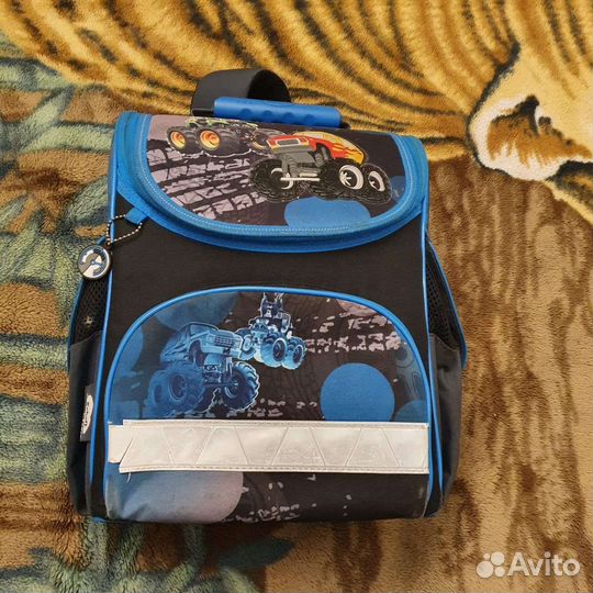 Рюкзак для школы на мальчика Erhaft