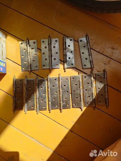 Ручки и петли дверные межкомнатные