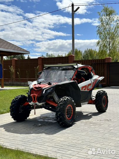 BRP can-am maverick x3 xrc turbo rr