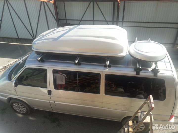 Автобоксы на крышу Ветлан 1100 л на Автокам Рей