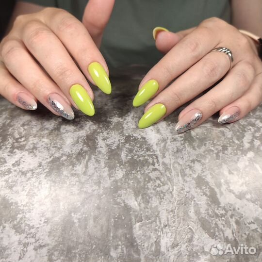 Мастер маникюра и педикюра