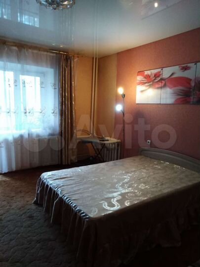 2-к. квартира, 100 м², 1/10 эт.