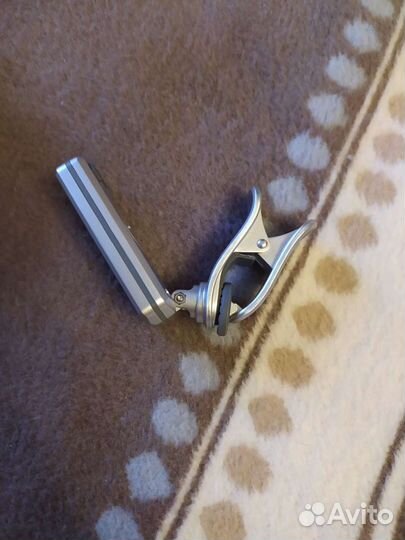 Тюнер для гитары