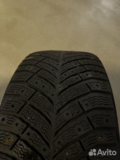 Michelin X-Ice North 4 SUV 245/45 R18 100