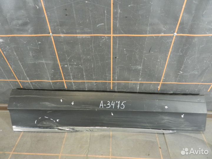 Накладка двери передней левой-Volkswagen Tiguan 2