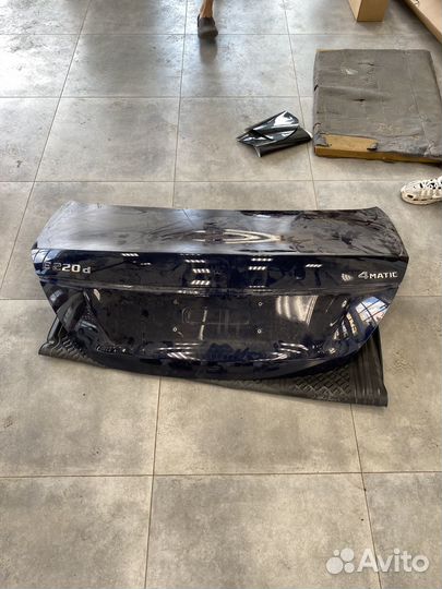 Оригинальный багажник e-class w213 дорест