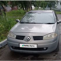 Renault Megane 1.6 AT, 2004, битый, 340 000 км, с пробегом, цена 260 000 руб.