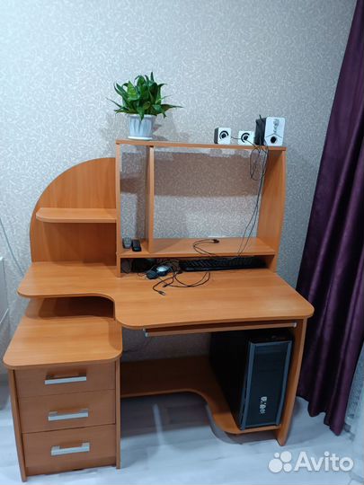 Компьютерный стол бу