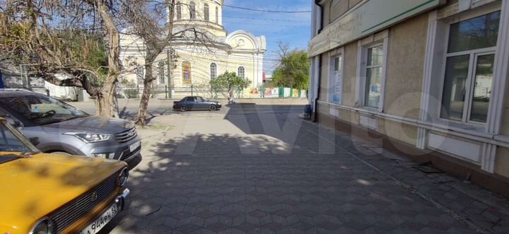 Сдам помещение под банк, офис, 370 м²