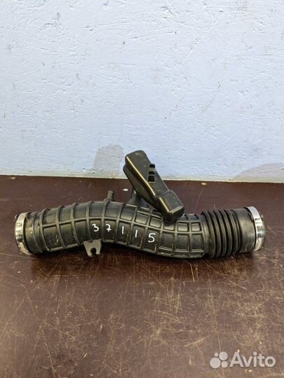 Патрубок воздушного фильтра Renault Kaptur