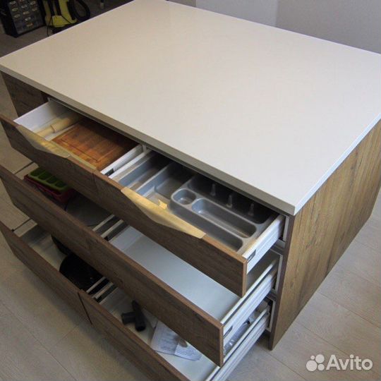 Кухни на заказ. Своё производство