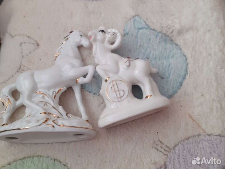 Фарфоровые фигурки,гжель