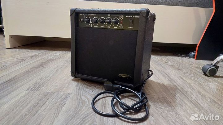 Гитарный усилитель Force sg-10s