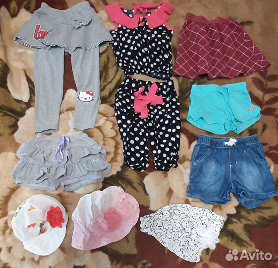 Продам 2 пакета вещей для девочки 3-4 года