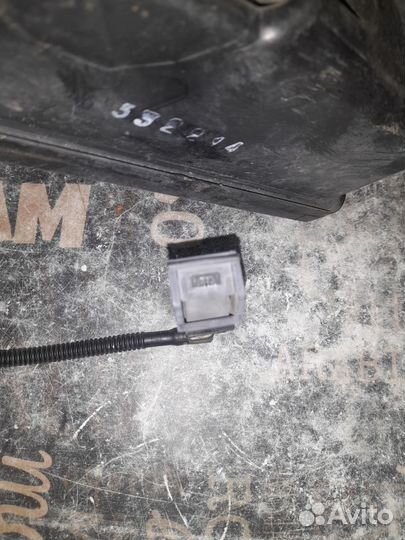 Бачок,насос,форсунки омывателя volkswagen polo 5