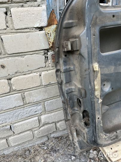 Дверь передня правая Volkswagen Golf 2 купе