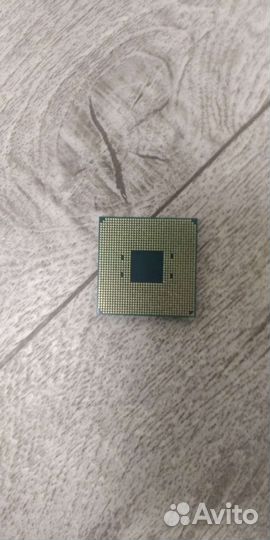 Процессор AMD Ryzen 3 1200