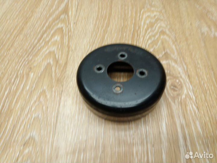 Шкив помпы Mercedes Ml W163