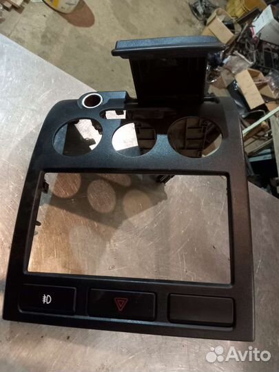 Рамка центральной консоли Kia Rio 1