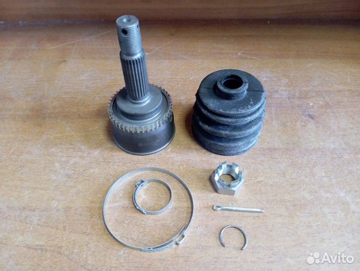 Шрус внешний передний Mitsubishi Carisma 1995-2003