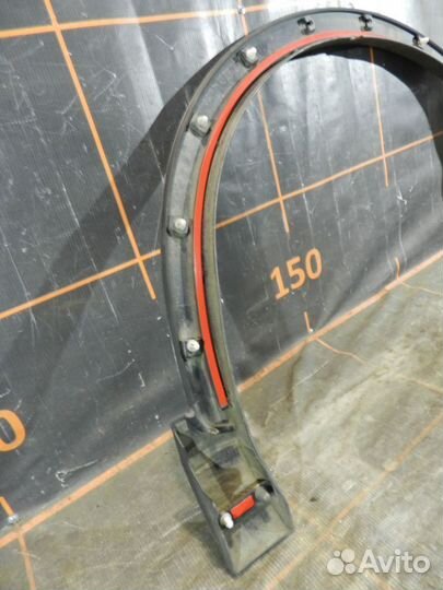 Накладка крыла переднего левого - Audi Q3