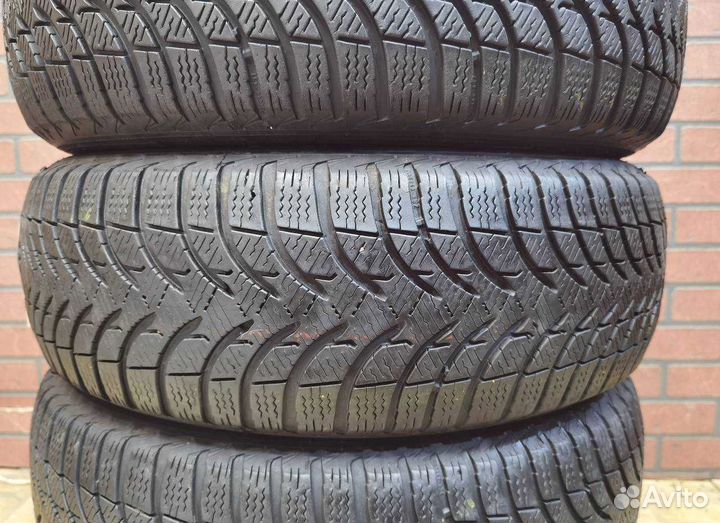 Michelin Alpin A4 185/65 R15 88T