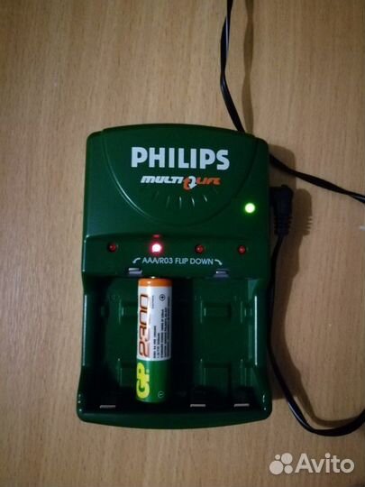 Зарядное устройство для аккумуляторов Philips