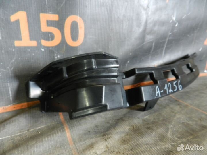 Кронштейн бампера - Mercedes-Benz GLA-Klasse W156