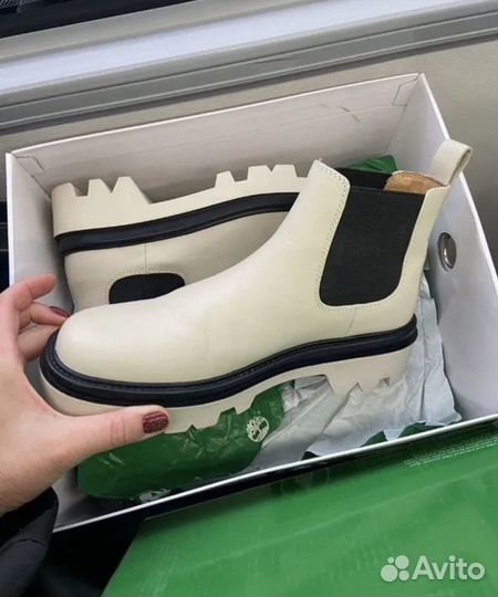 Продам ботинки