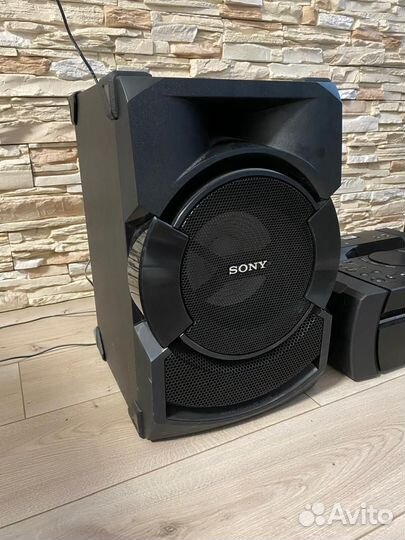 Музыкальная система Sony shake-X10