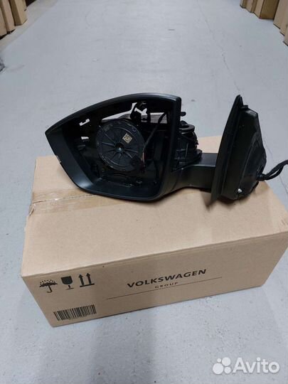Зеркало левое Skoda Kodiaq новое оригинал