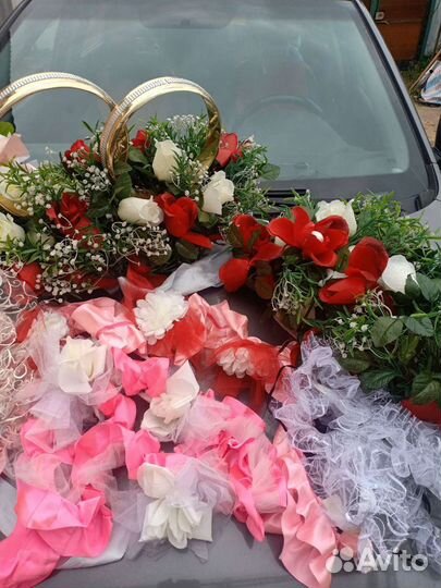 Кольца, ленты на свадебную машину