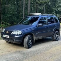 Chevrolet Niva 1.7 MT, 2013, 138 000 км, с пробегом, цена 630 000 руб.