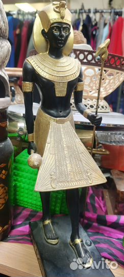 Статуэтка фараон