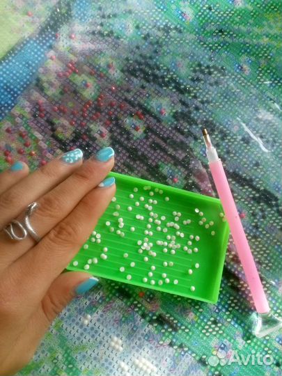 Картина из алмазной вышивкой