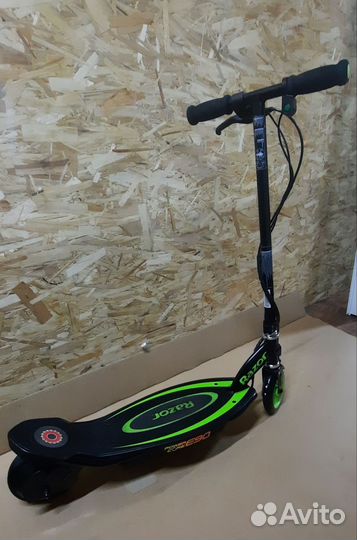 Электросамокат Razor power core E90