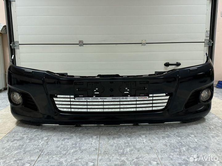 Бампер передний toyota hilux 2012