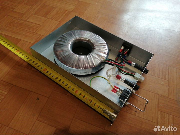 Тороидальный трансформатор IN230 V - OUT36V
