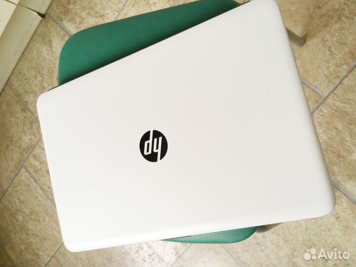 8Gb SSD 4 ядра игровой Белый ноут HP