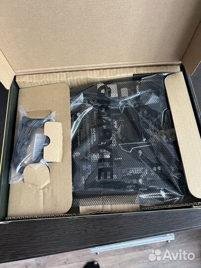 Материнская плата H110