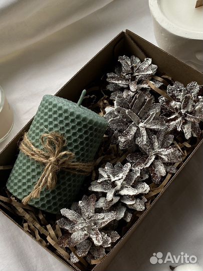 Свечи из вощины / шишки в снегу / набор