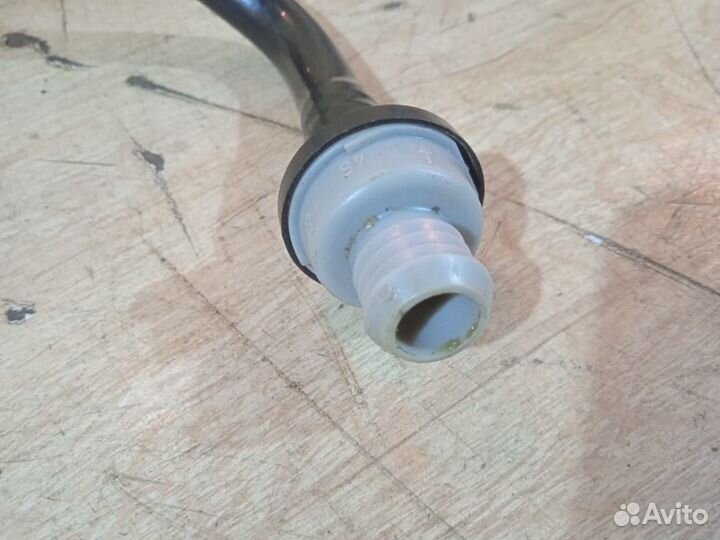 Трубка вакуумная Mercedes-Benz S-Class W221 3.5