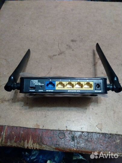 Роутер Интернет-центр zyxel keenetic lite 3