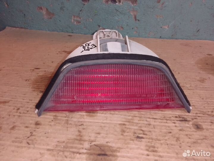 Стоп сигнал салонный BMW 5 E39