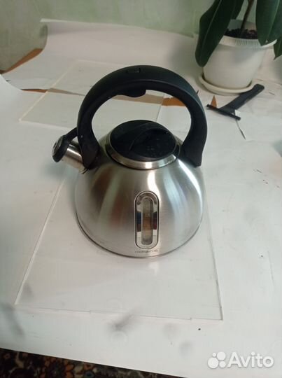Чайник со свистком
