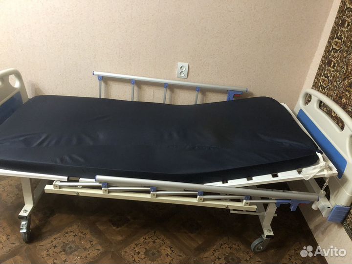 Медицинская кровать для лежачих больных бу
