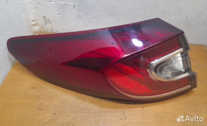 Фонарь задний левый Renault Megane III универсал
