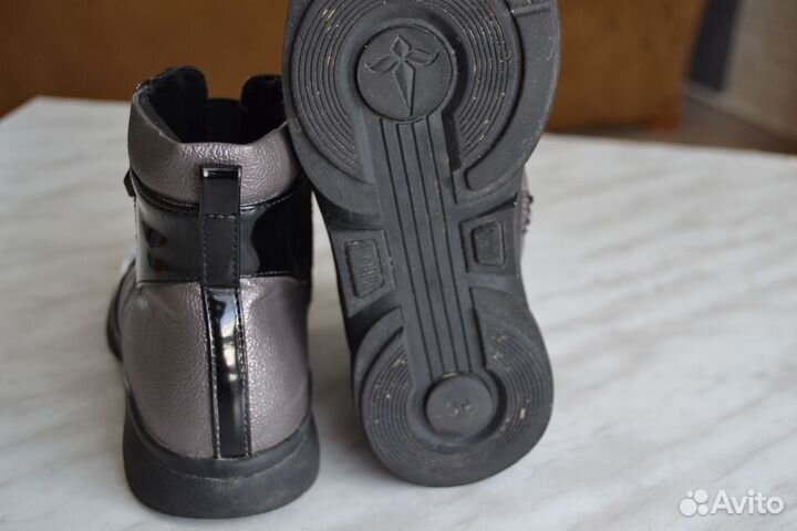 Ботинки демисезонные для девочки 34 размер