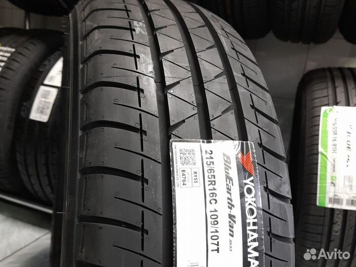 Yokohama BluEarth-Van RY55 215/65 R16C