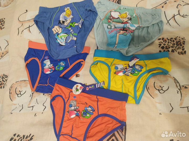 Плавки для мальчика новые комплектом